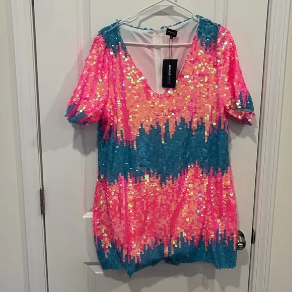 Plus Size Pink Party Sparkly Sequin Glitter V Neck Romper Size 14/16 - Picture 2 of 4